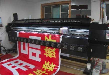 信丰喷绘广告分辨率是多少？